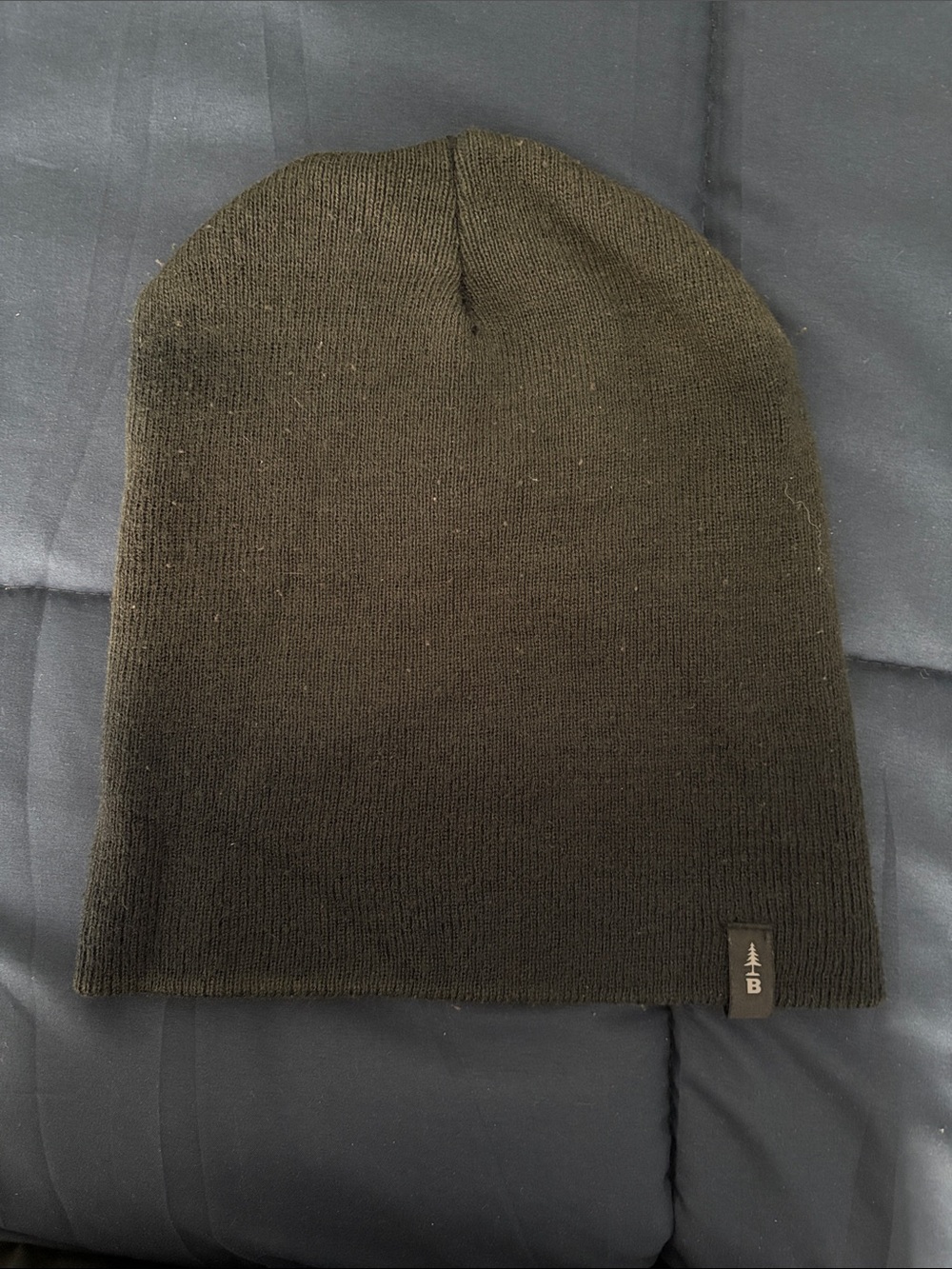 Men's Black Knit Beanie with Subtle Logo Tag